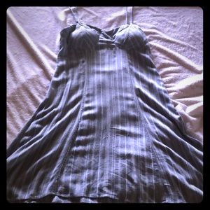 American Eagle dress never worn !